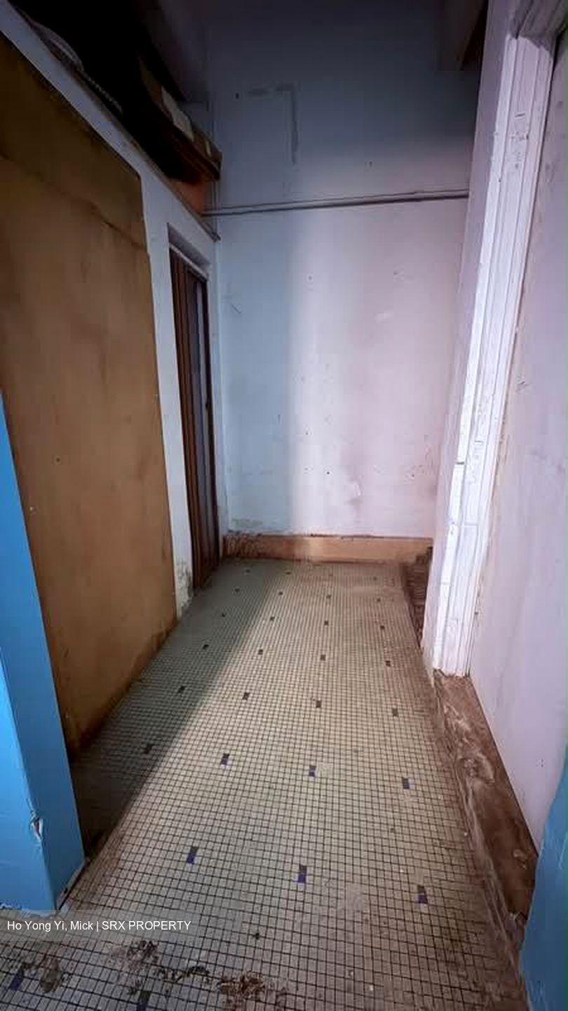 Serangoon Stadium (D19), Shop House #593657411